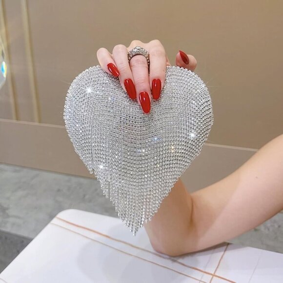 Elegant Rhinestone Clutch Purse - Perfect Heart-Shaped Evening Bag for Events - Picture 6 of 9